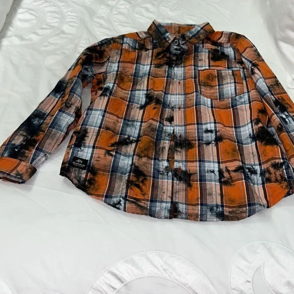 Buffalo plaid boys button down sz SMALL 10/12
